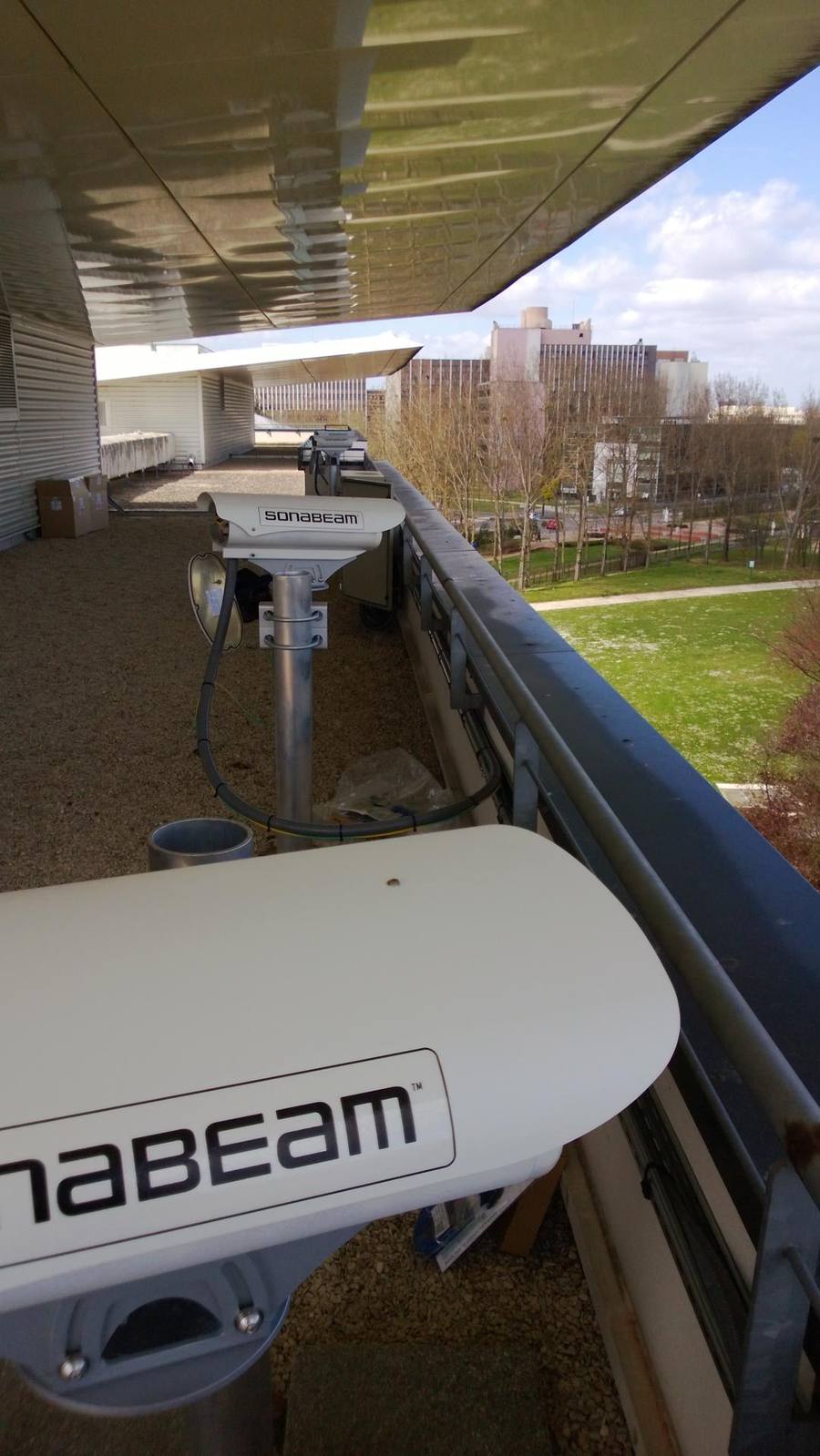 Lien-10G-laser-4x-lasers-2-5Gbits