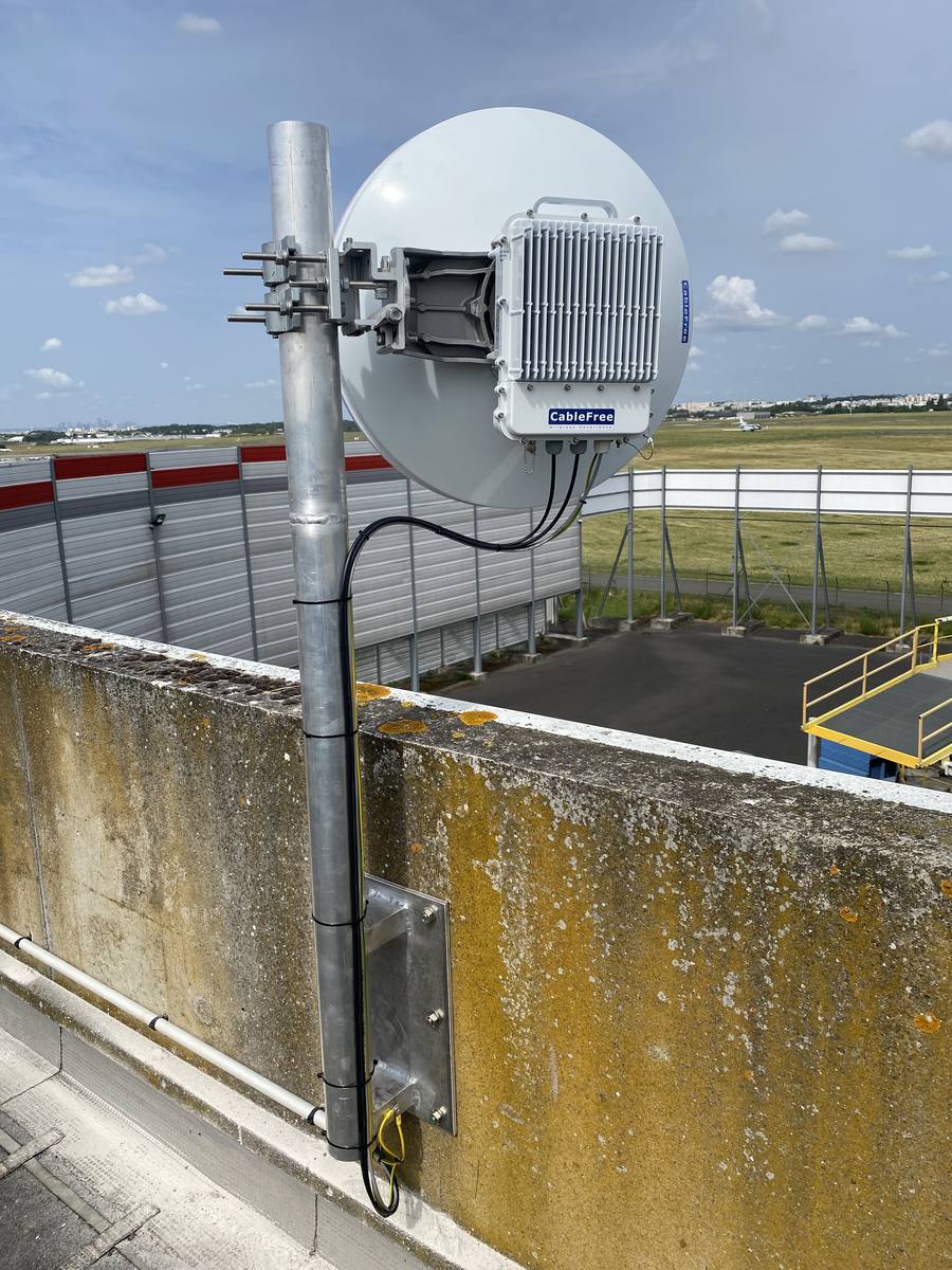 Liaison-radio-point-a-point-a-tres-haut-debit